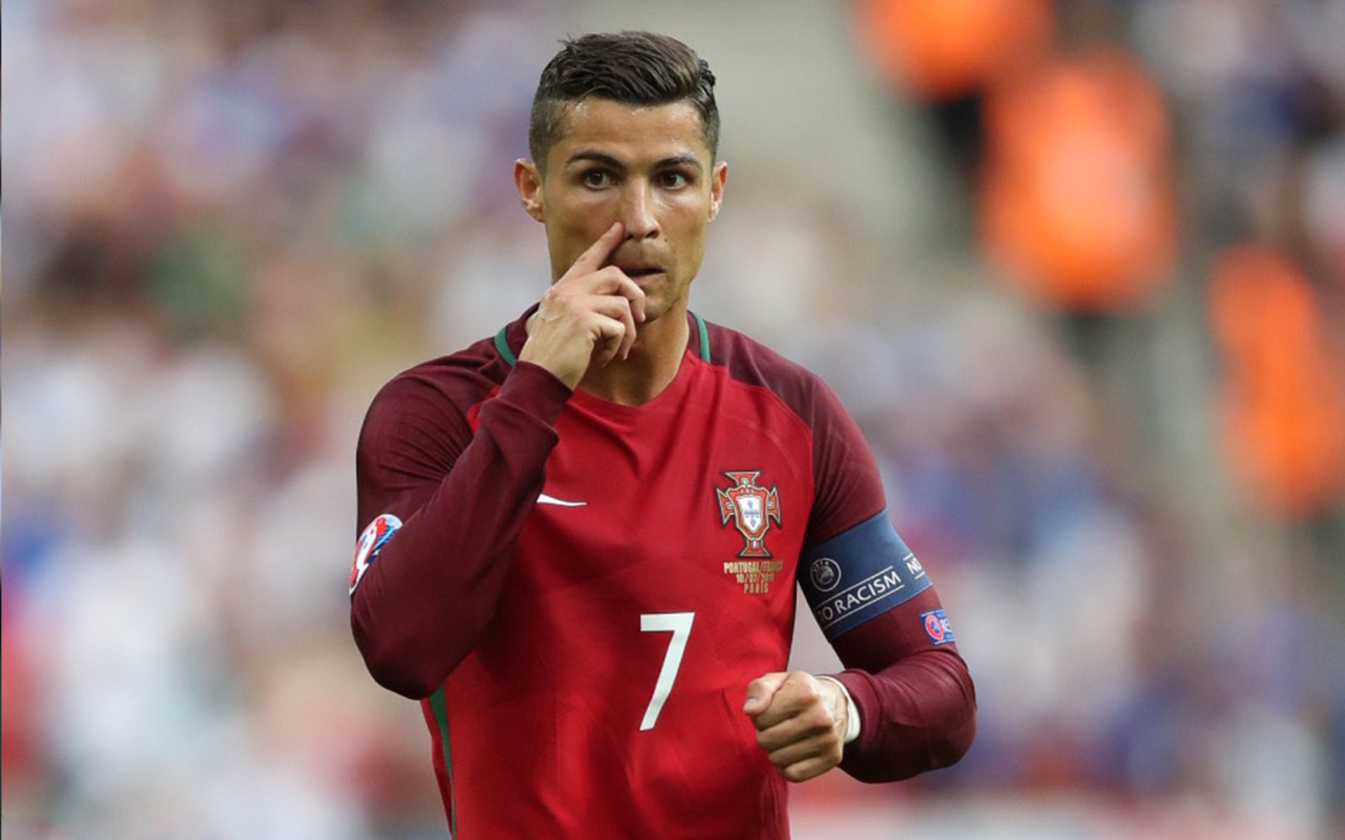 欧冠淘汰赛焦点战，拜仁淘汰荷兰，德式铁血与橙色风暴的宿命对决